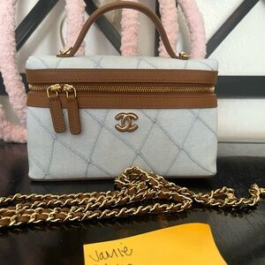 Brand New Chanel Coco Beach Collection Vanity Bag With Removable Chain